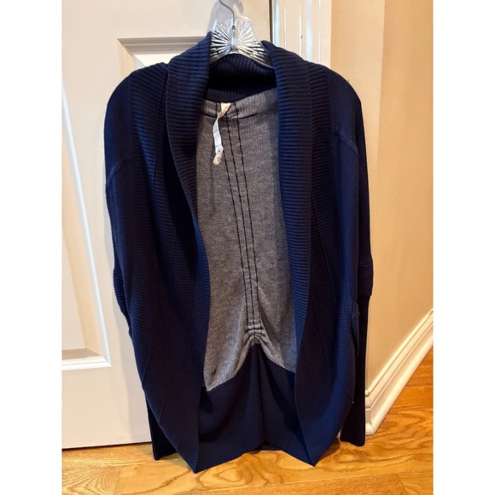 Lululemon Blissful Zen Cardigan Navy Cinch Back Open Front Wrap Sweater size 2